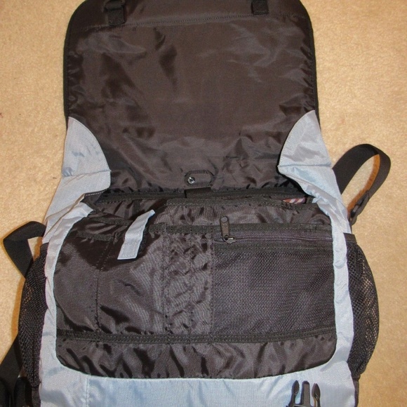 Timberland Blue Outdoor Laptop bag (Brand new) - Picture 5 of 8